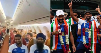 Indian Hockey Team Receives Grand Welcome Upon Return, Watch the Special Moments