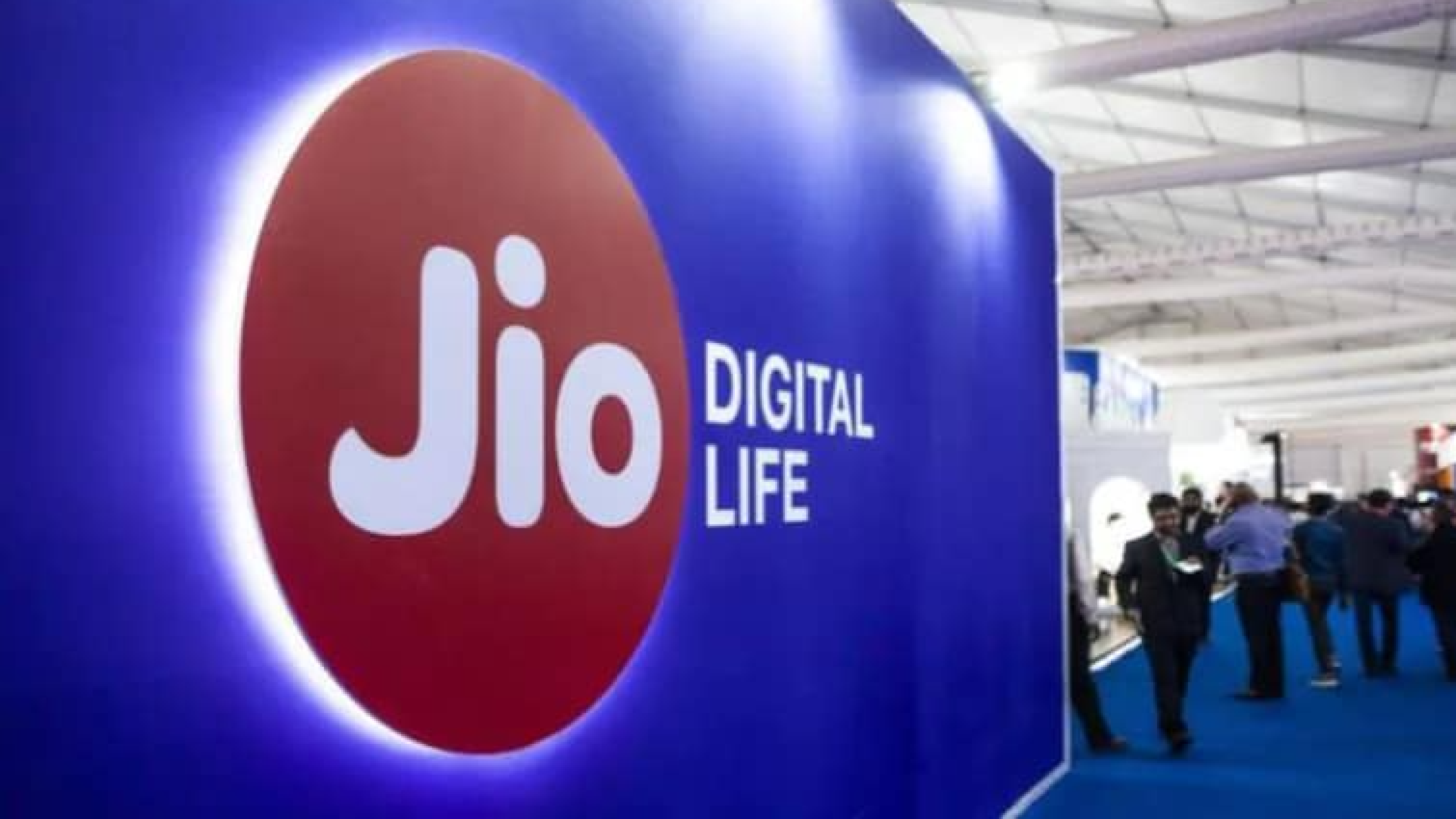 Jio Unveils New International Roaming Plans: Unlimited Calls Across 60 Countries