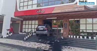 Car Accident Viral Video: High-Speed Collision at Haldiram Restaurant in Agra