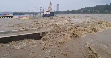 Uttarakhand Rains Cause Landslides on Badrinath Highway; River Ganga Surpasses Warning Mark in Rishikesh