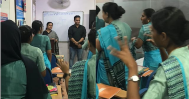 Outrage Over Teachers Singing Aaha Tamatar During Training Session: Viral Video